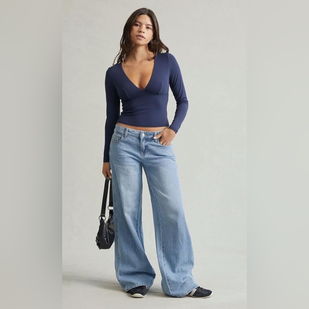 PacSun Women's Casey Low Rise Baggy Jeans Astrid